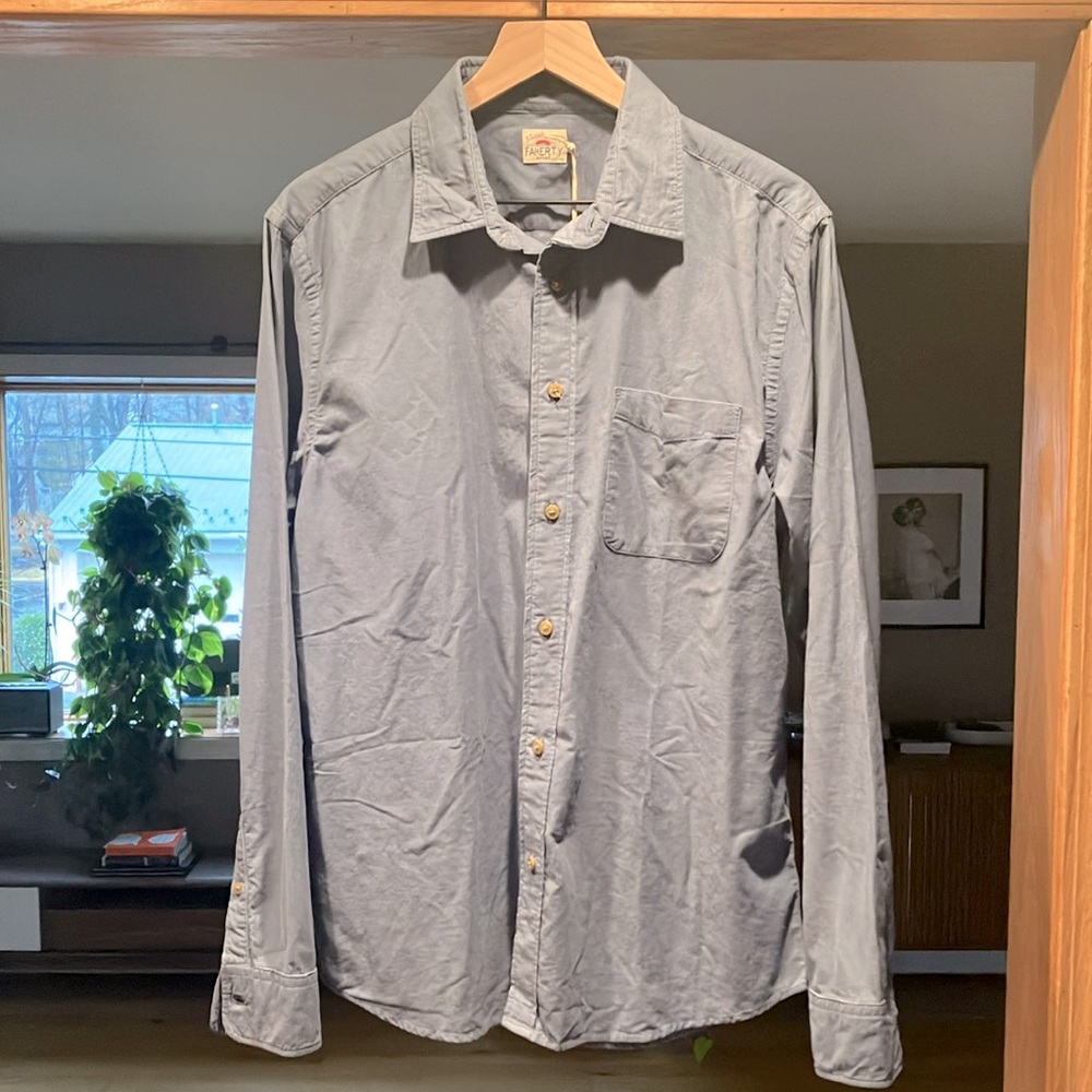 Faherty Men’s Stretch Corduroy button down shirt. New with tags.